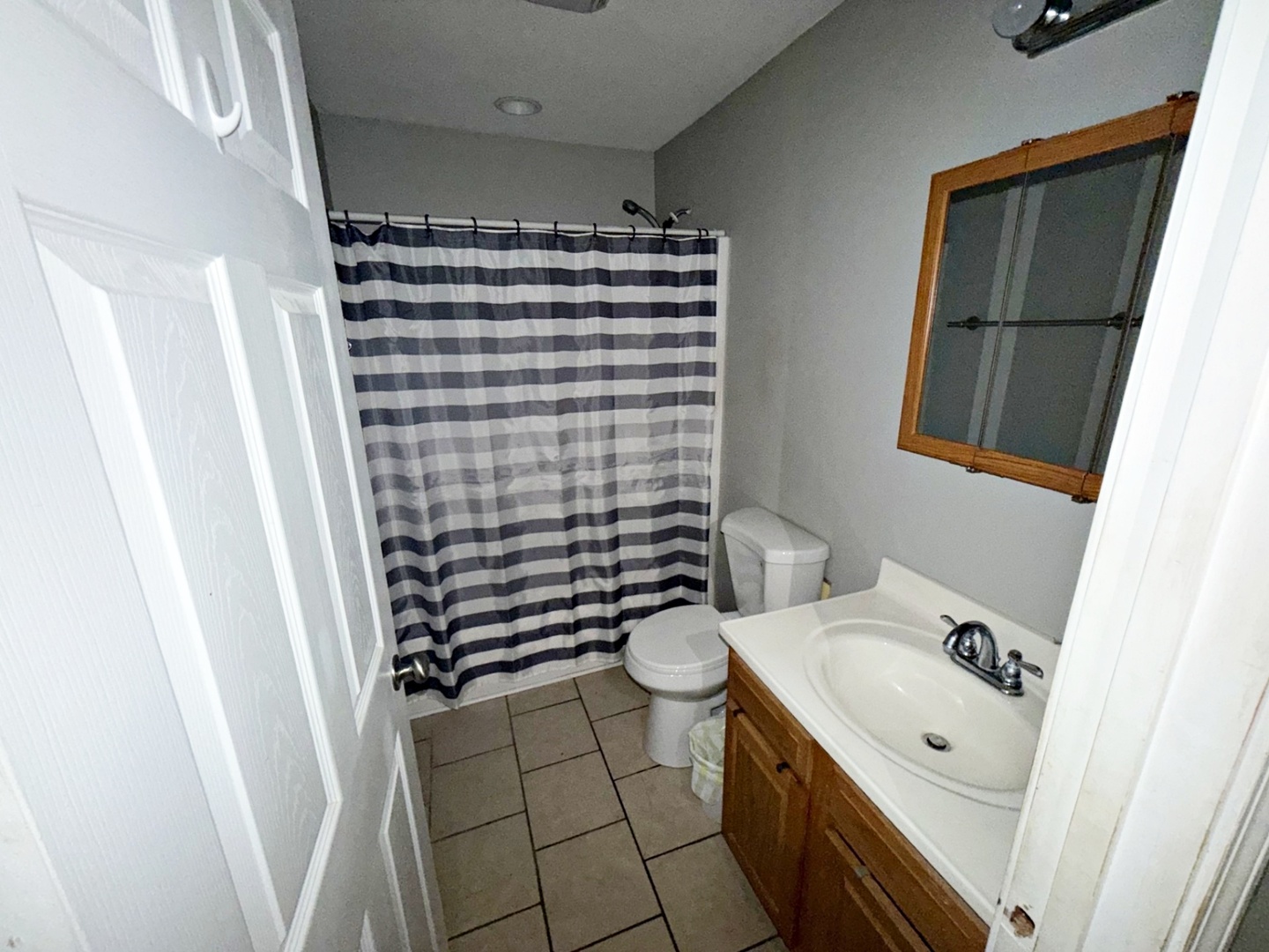 214 W 19th Street Property Photo 6