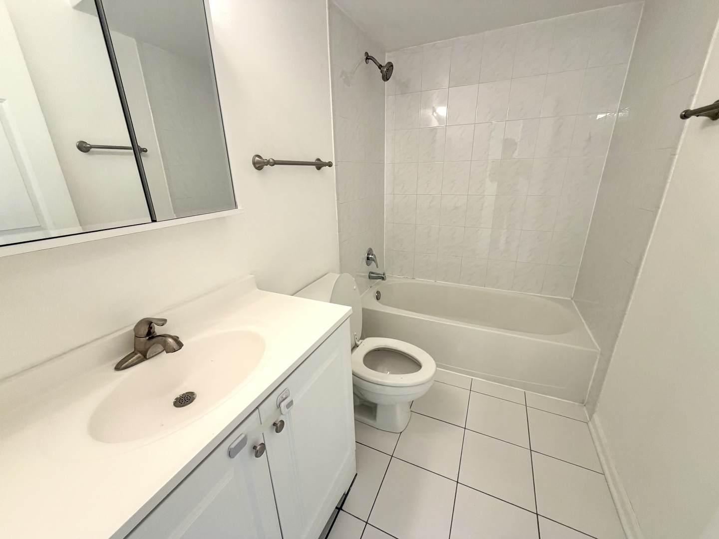 3444 Cuyler Avenue 2 Property Photo 5
