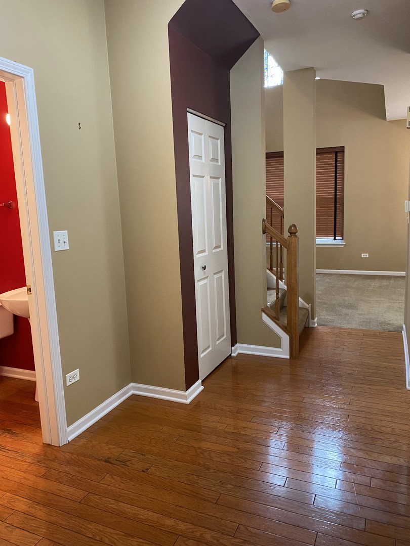 2824 White Thorn Circle Property Photo 4
