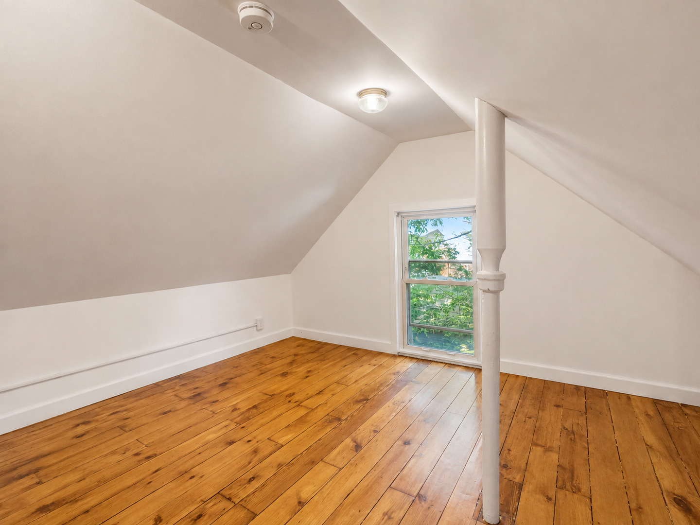 1013 Simpson Street Property Photo 18