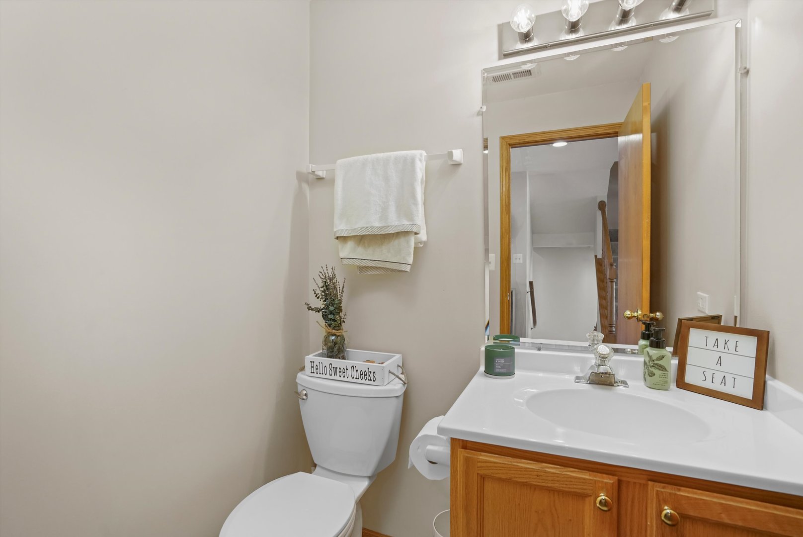 12723238 Property Photo 11