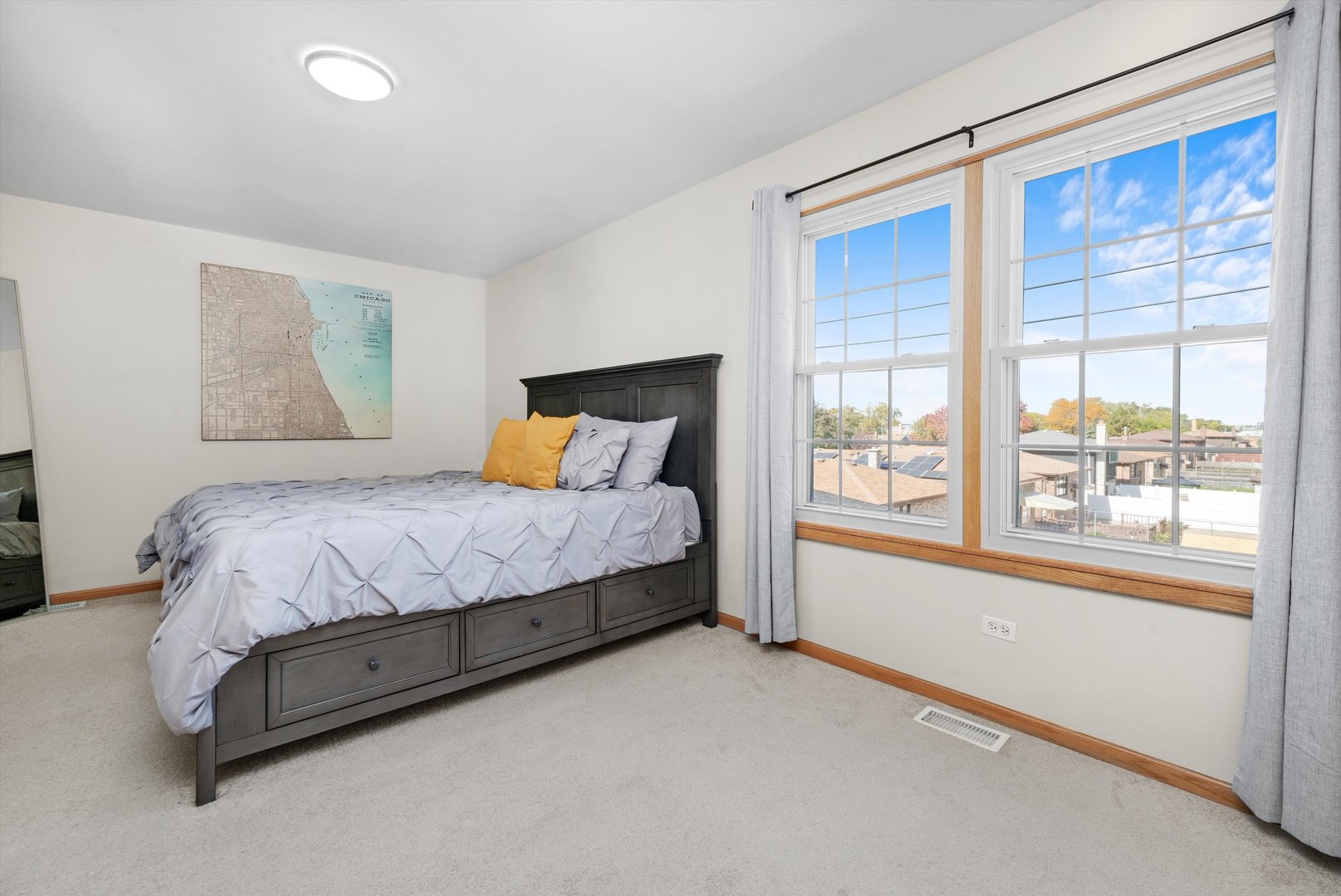 12723238 Property Photo 15