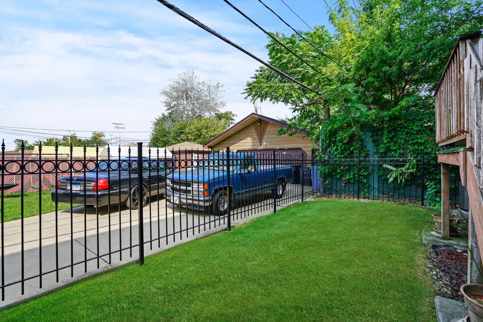 12723238 Property Photo 25