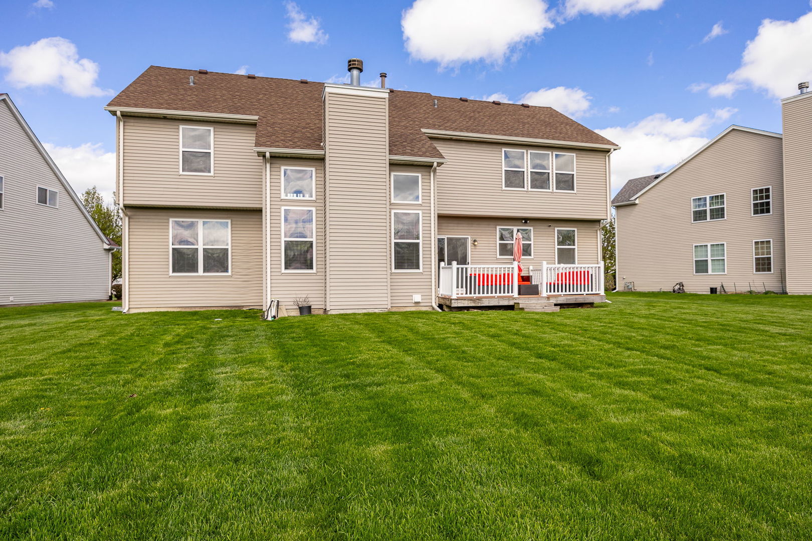 329 Chick Evans Street Property Photo 5