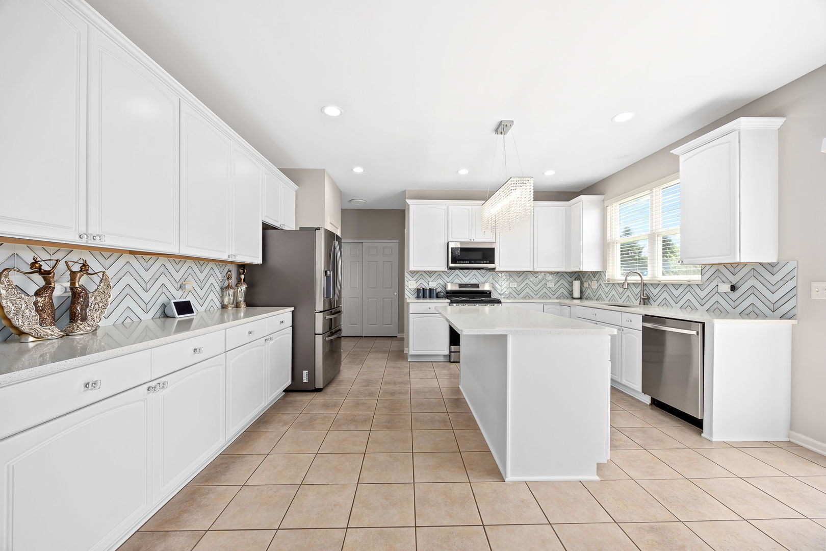 329 Chick Evans Street Property Photo 13
