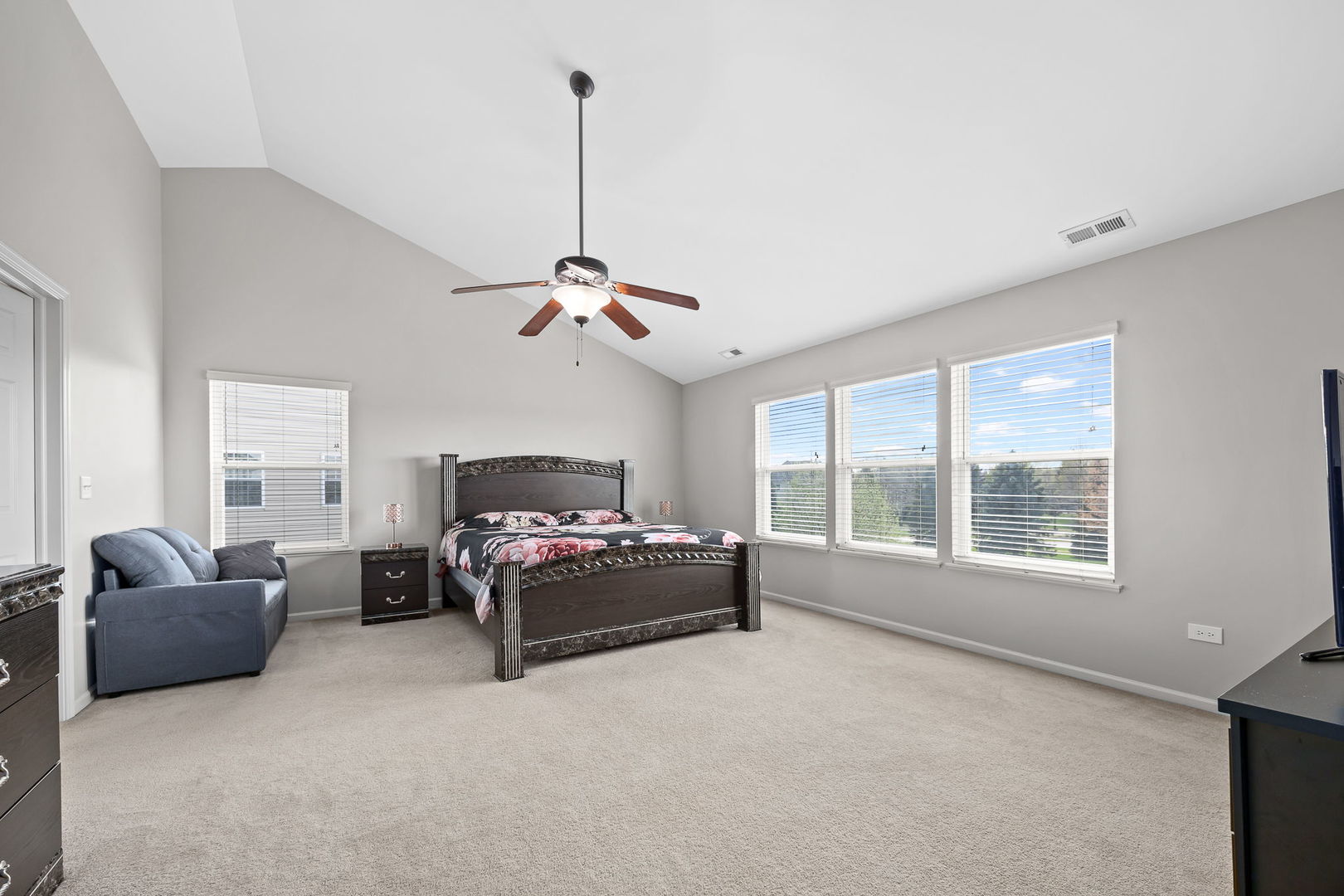 329 Chick Evans Street Property Photo 18