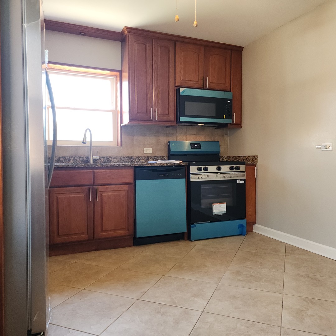 5151 S Natchez Avenue Property Photo 12