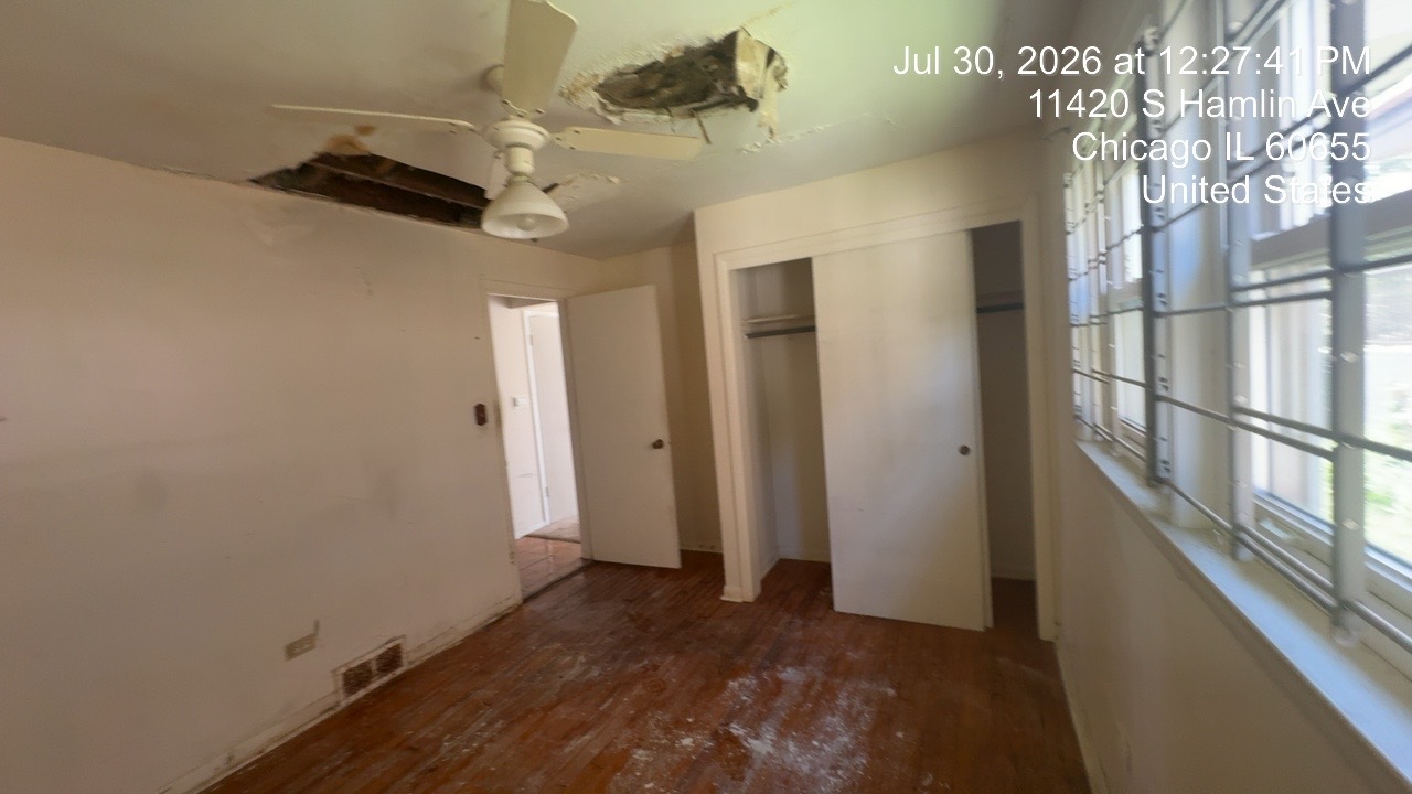 11420 S Hamlin Avenue Property Photo 6