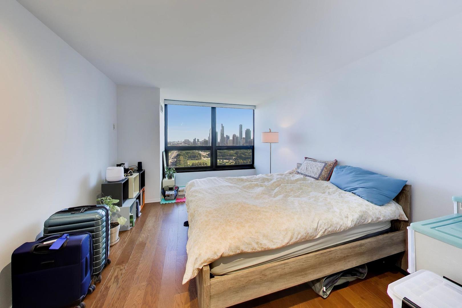 360 E Randolph Street 2502 Property Photo 8