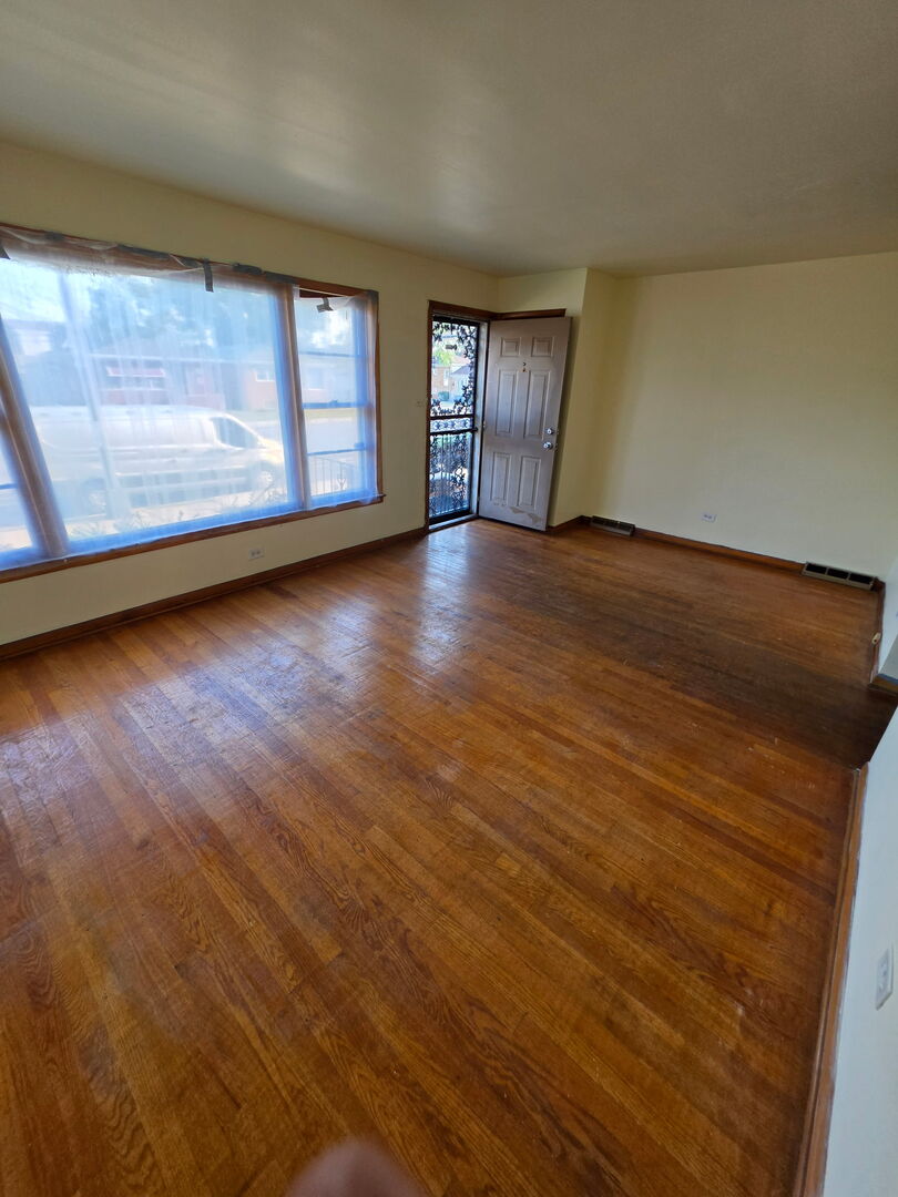 116 W 83rd Street Property Photo 2