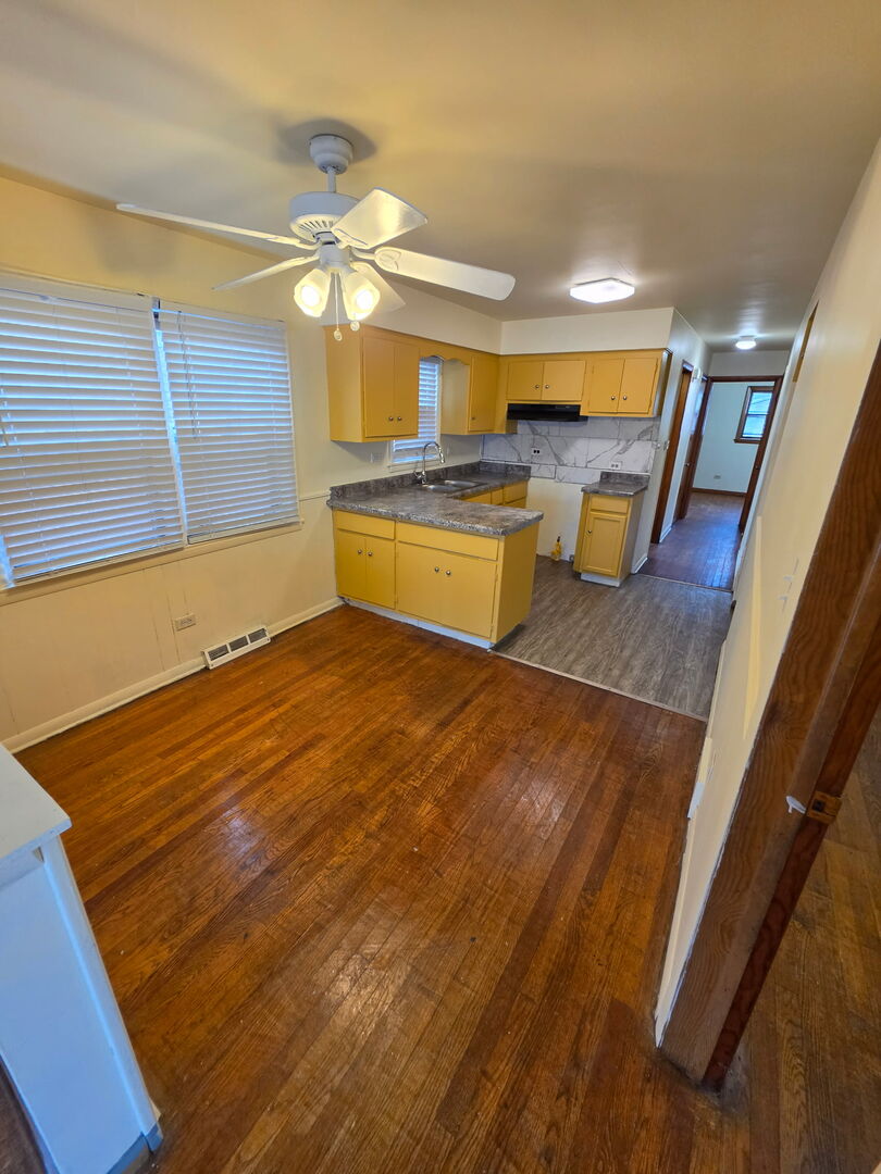 116 W 83rd Street Property Photo 3