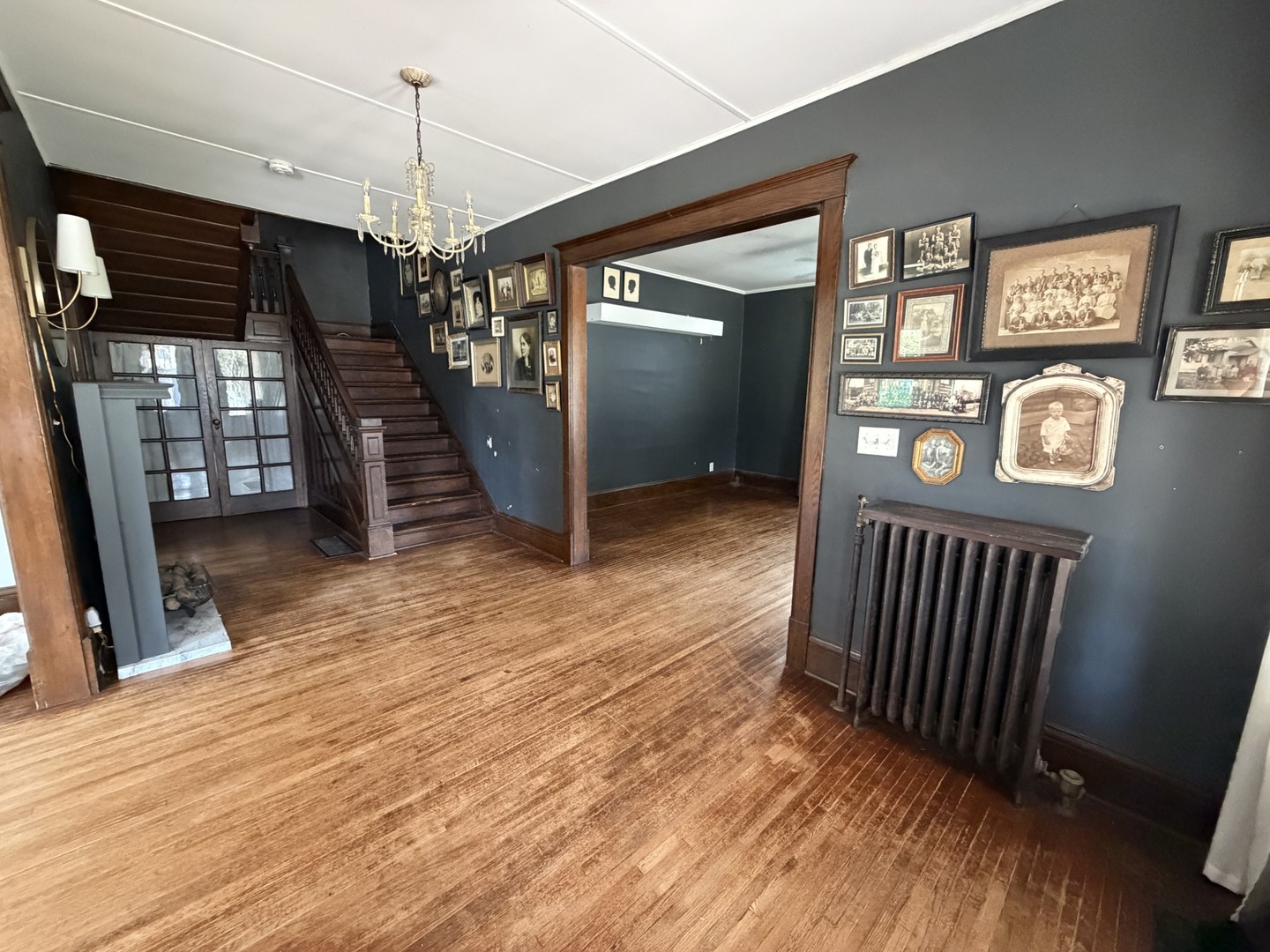 409 S Chestnut Street Property Photo 4