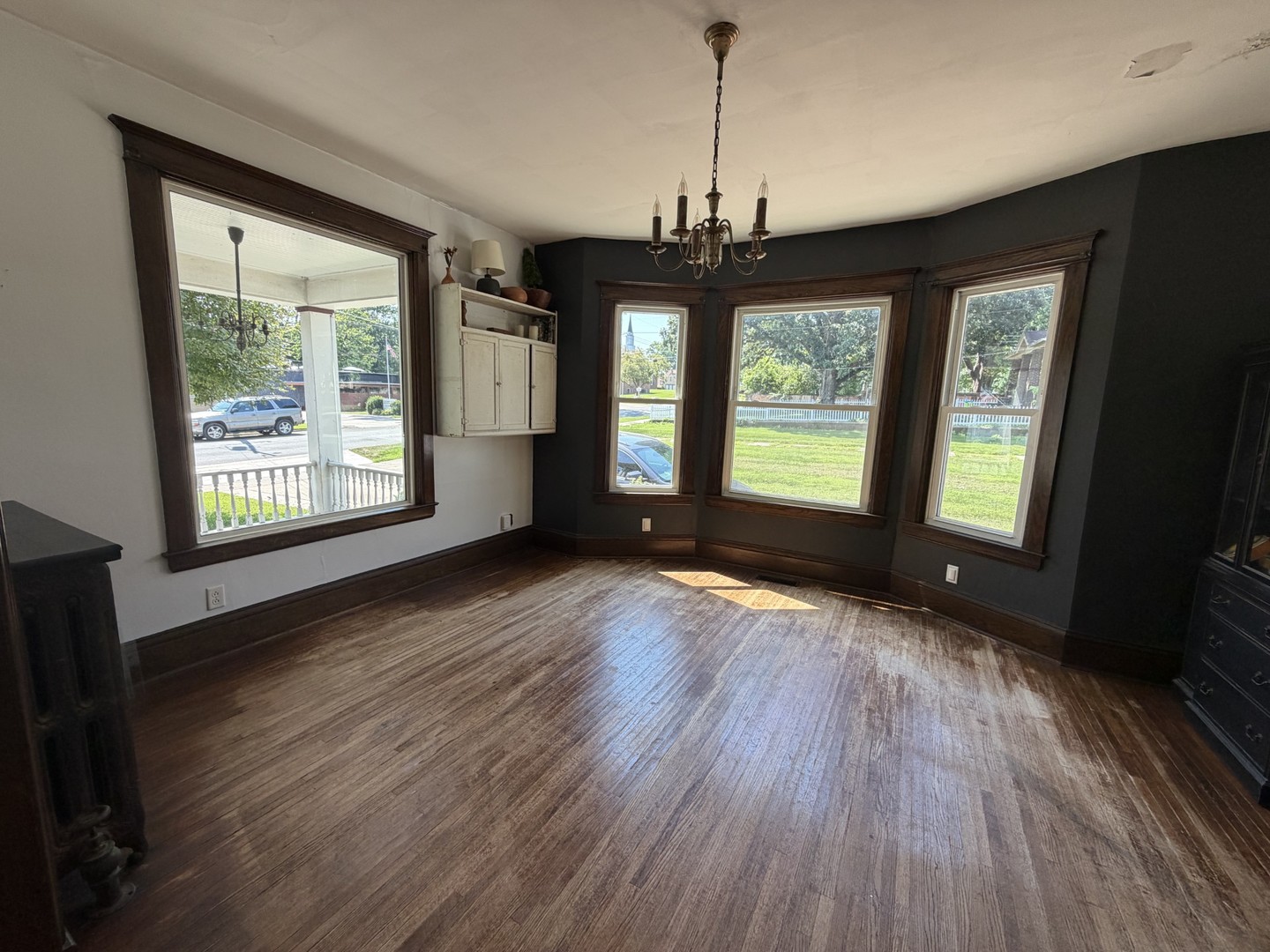 409 S Chestnut Street Property Photo 9