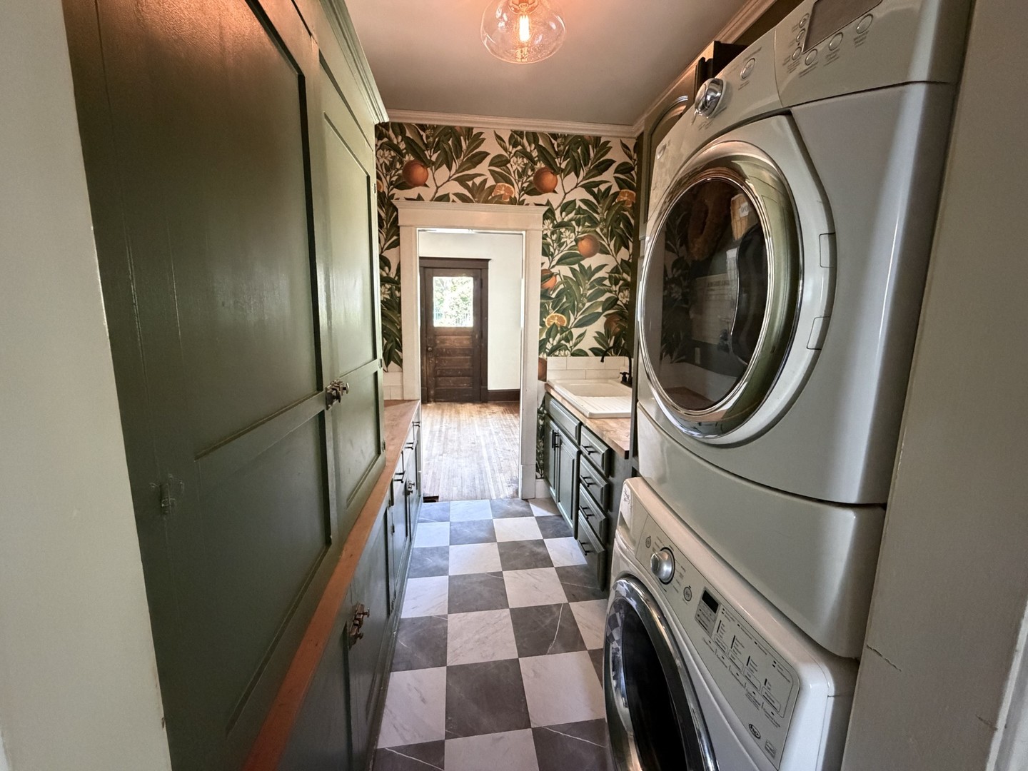 409 S Chestnut Street Property Photo 15