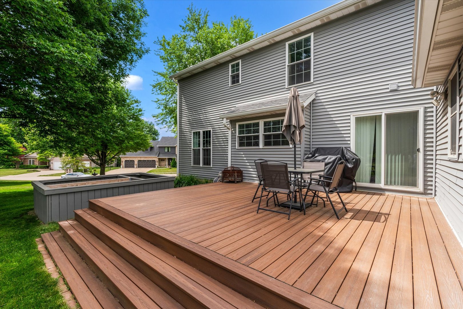 2520 Buckingham Avenue Property Photo 11