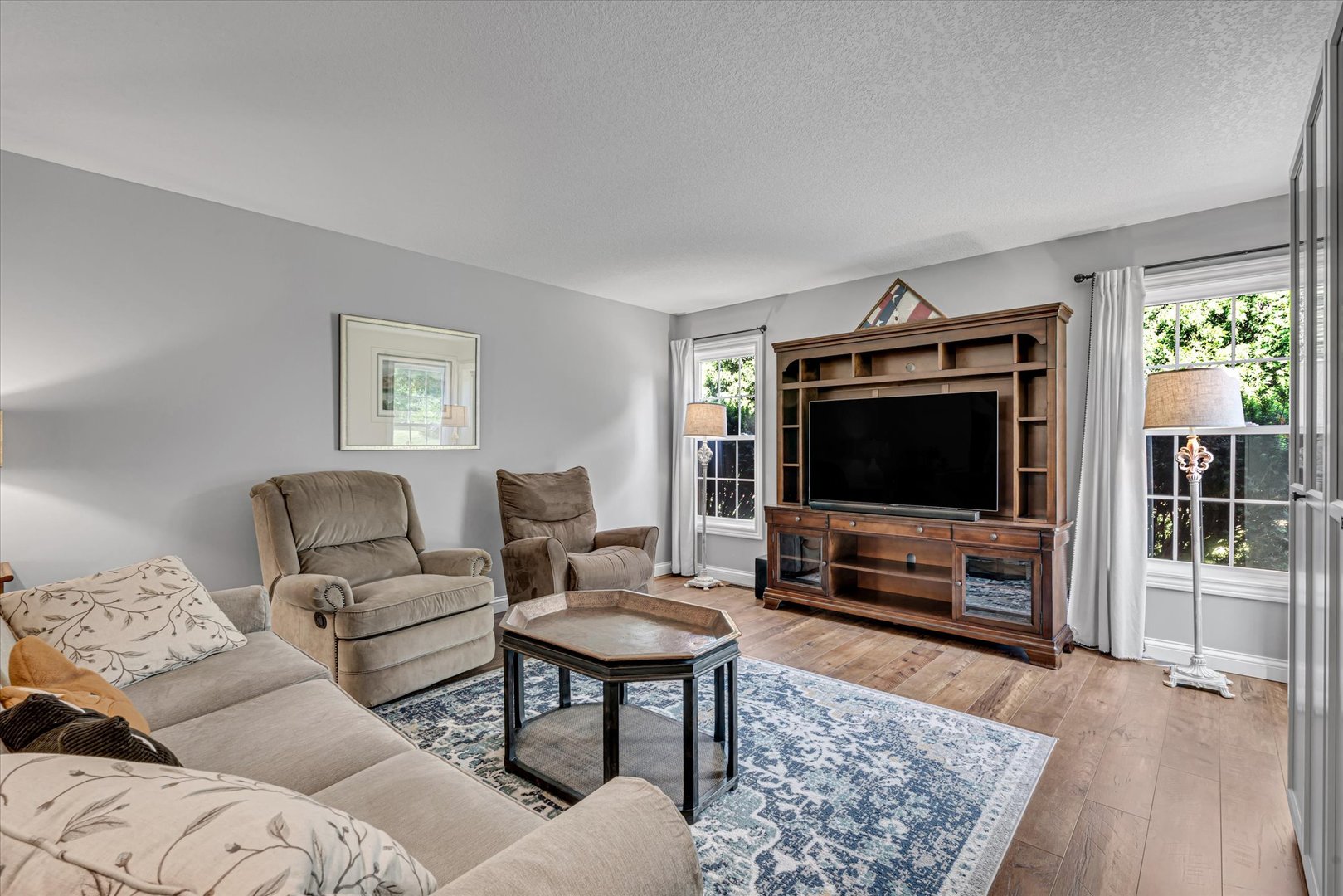 2520 Buckingham Avenue Property Photo 24