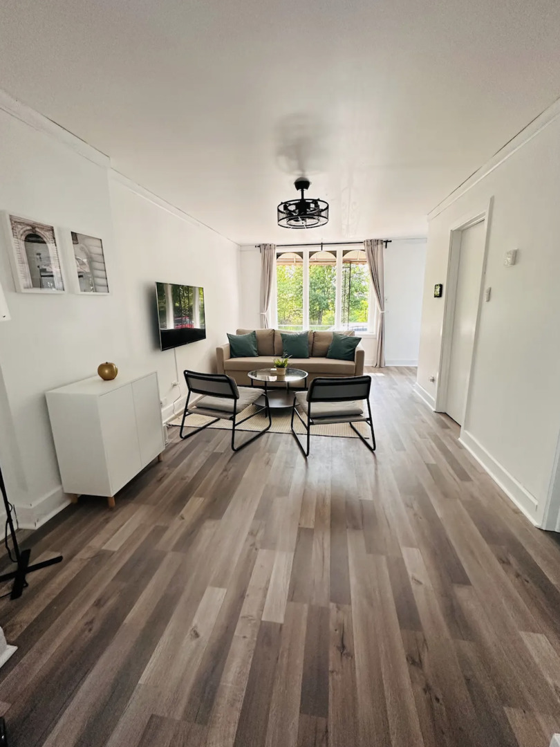 1515 N Lawndale Avenue Property Photo 3