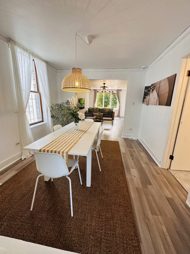 1515 N Lawndale Avenue Property Photo 4