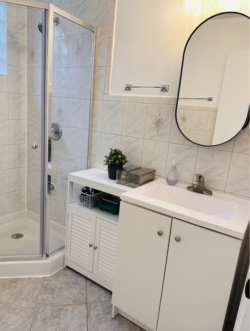 1515 N Lawndale Avenue Property Photo 8