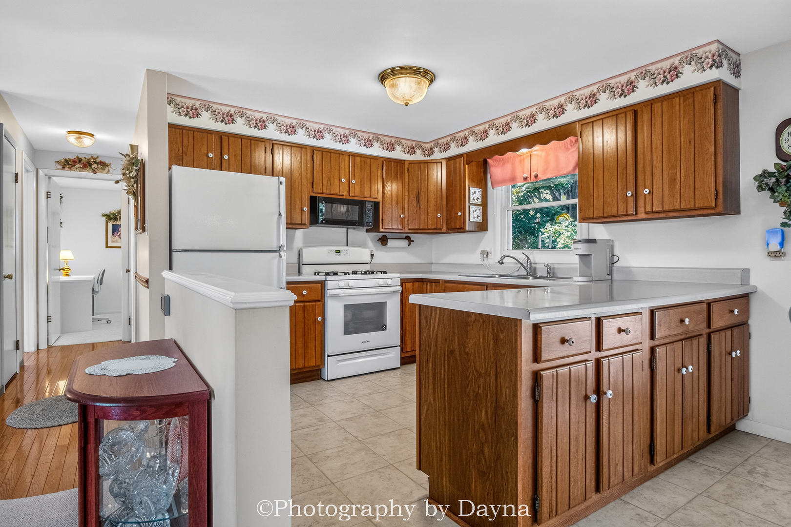 249 S Tomagene Drive Property Photo 8