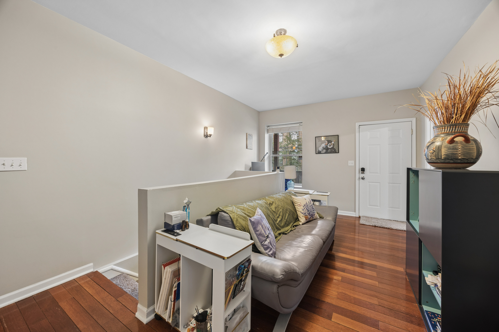 4731 S Ingleside Avenue D1 Property Photo 3
