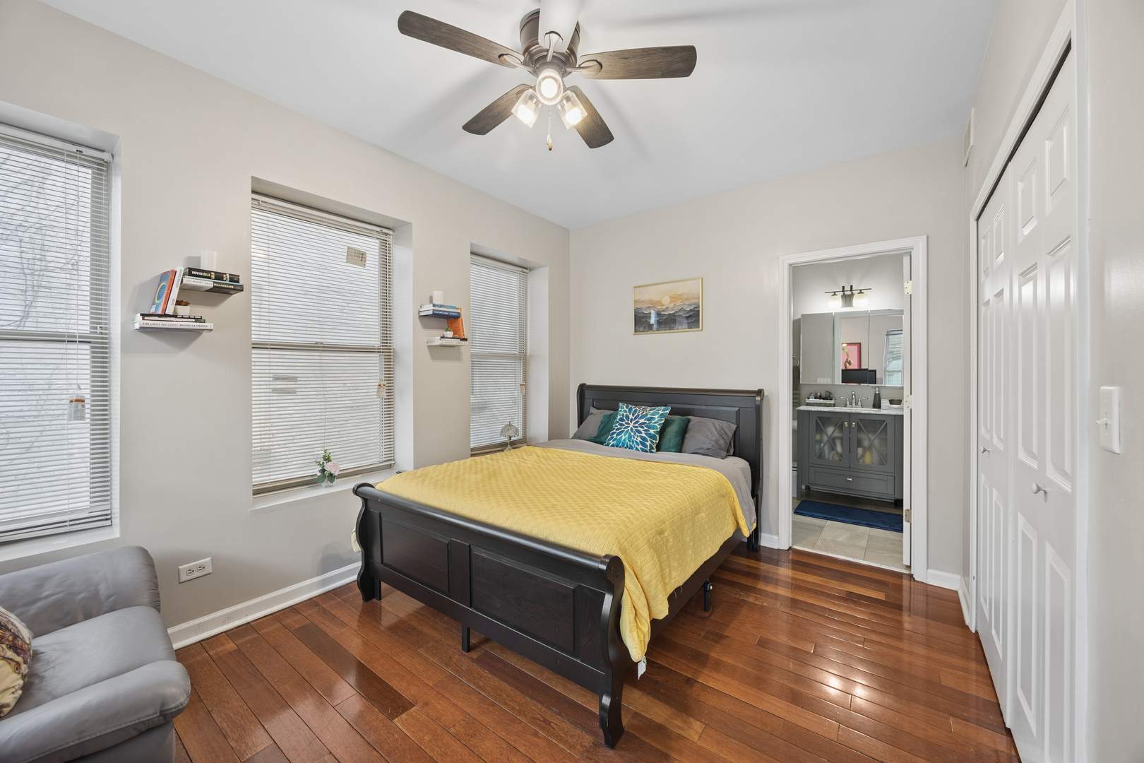 4731 S Ingleside Avenue D1 Property Photo 5