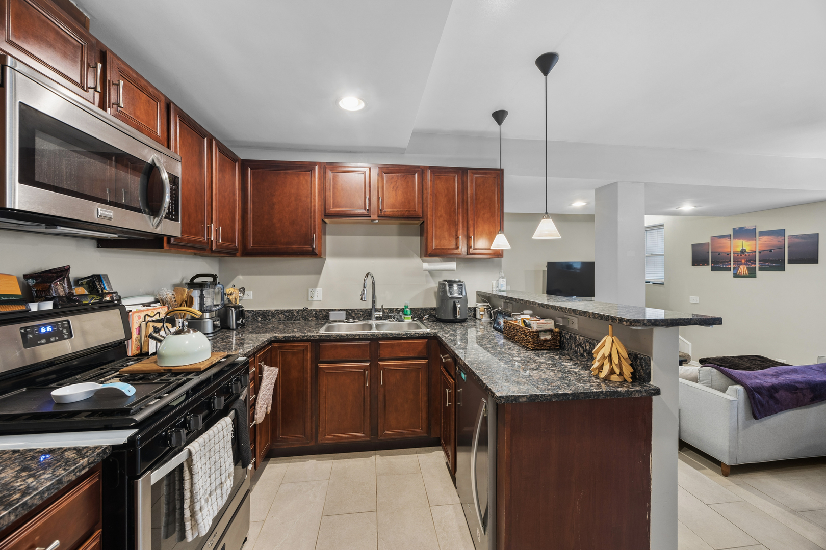 4731 S Ingleside Avenue D1 Property Photo 17