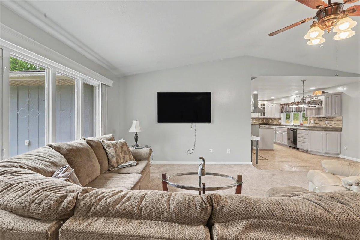 6338 Whirlaway Drive Property Photo 4