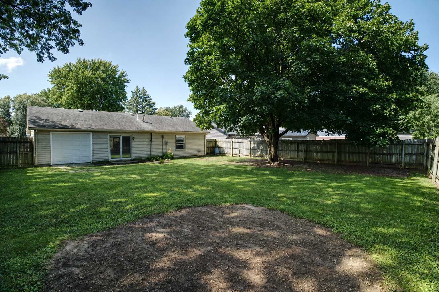 2210 Lafayette Terrace Property Photo 2