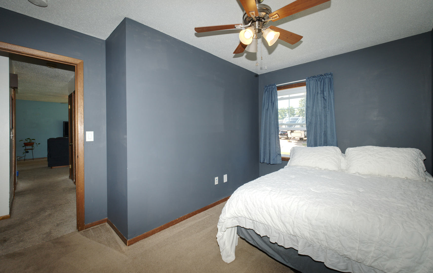 2210 Lafayette Terrace Property Photo 7