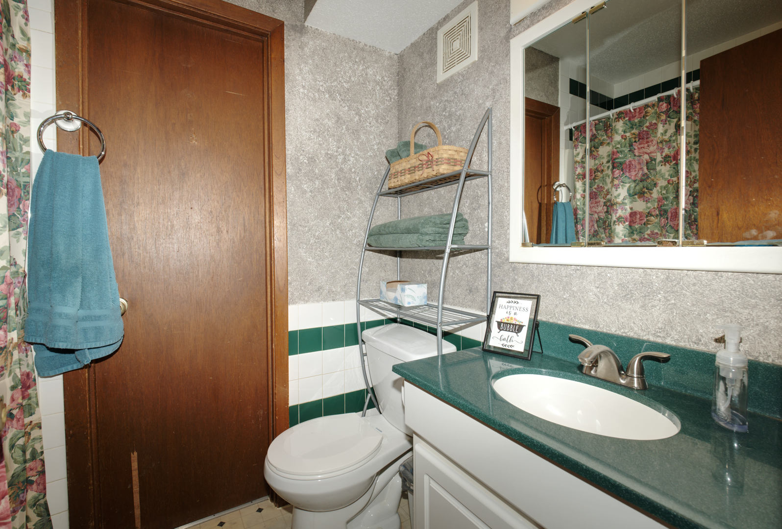 2210 Lafayette Terrace Property Photo 12