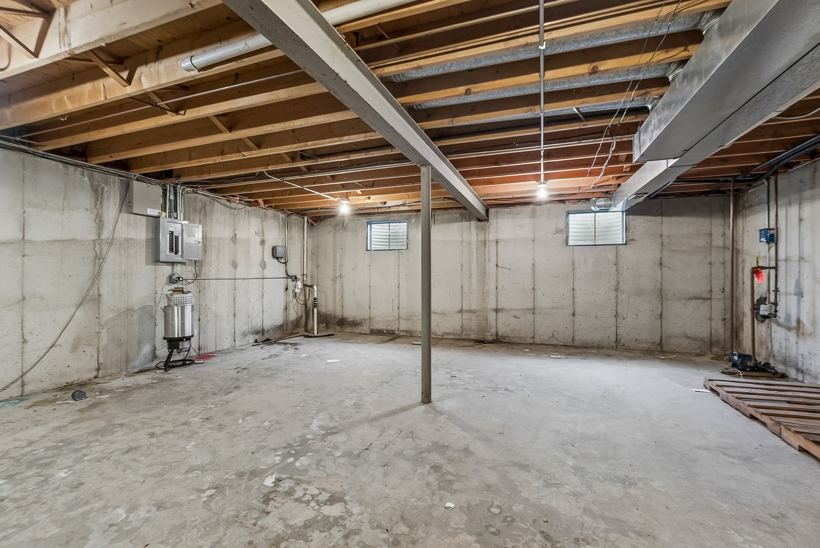 4404 Bretz Drive Property Photo 12