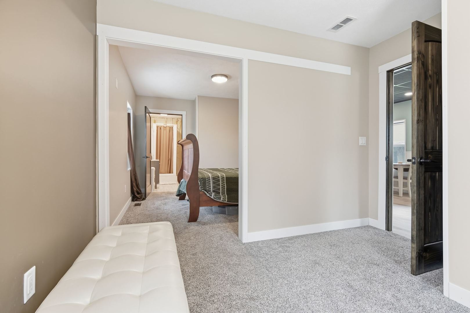 118 E Diller Street Property Photo 18
