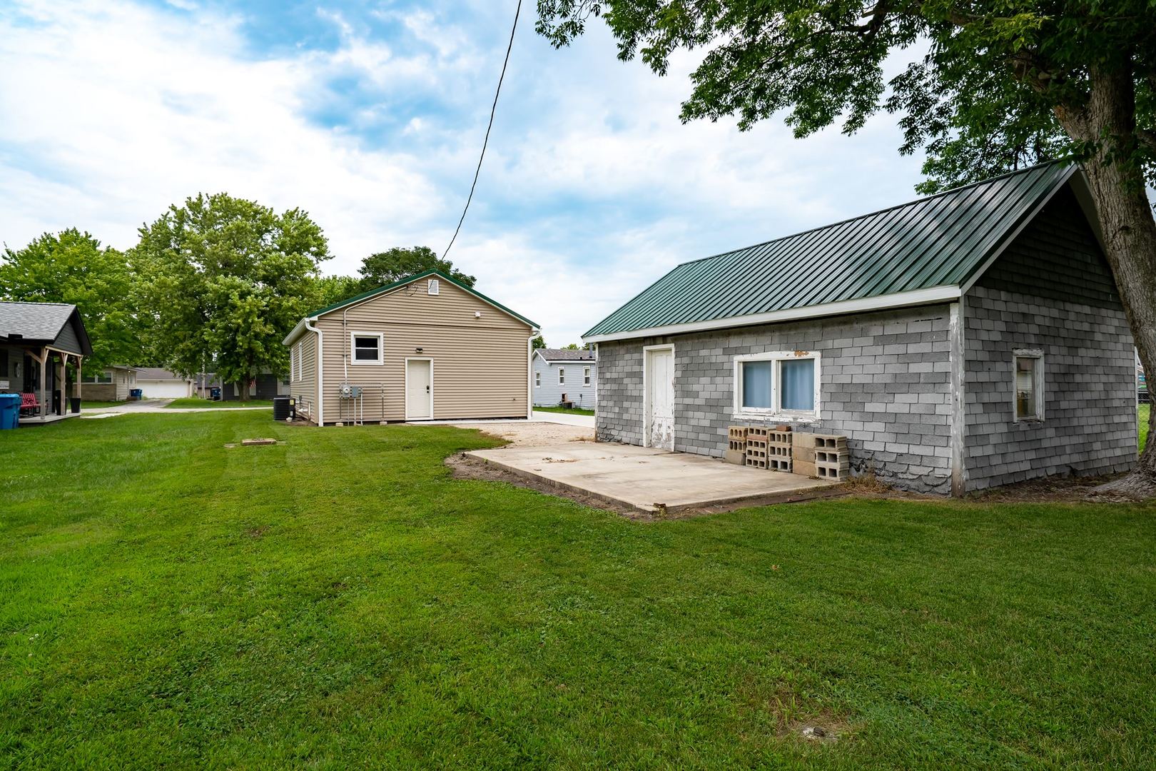 118 E Diller Street Property Photo 22