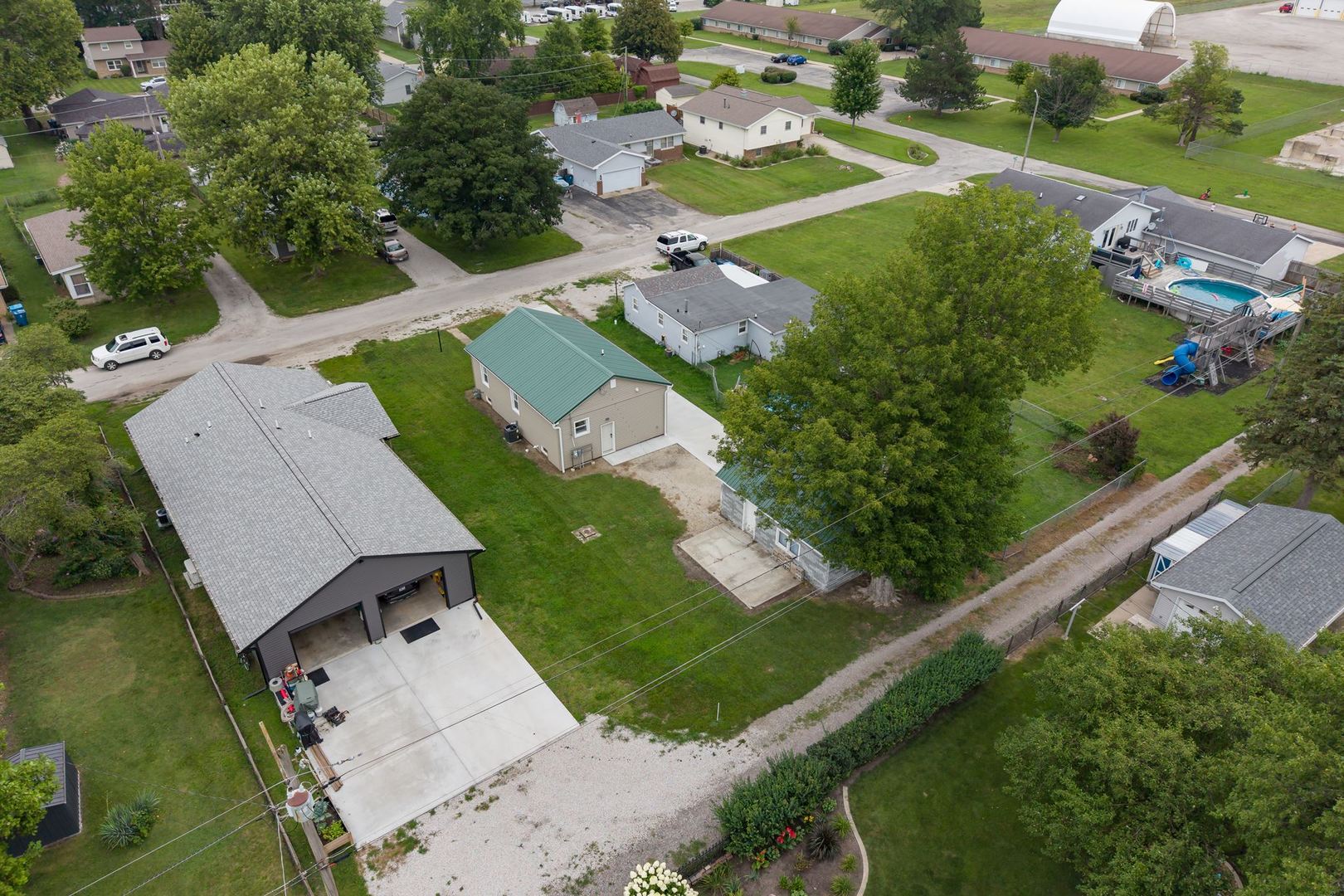 118 E Diller Street Property Photo 39