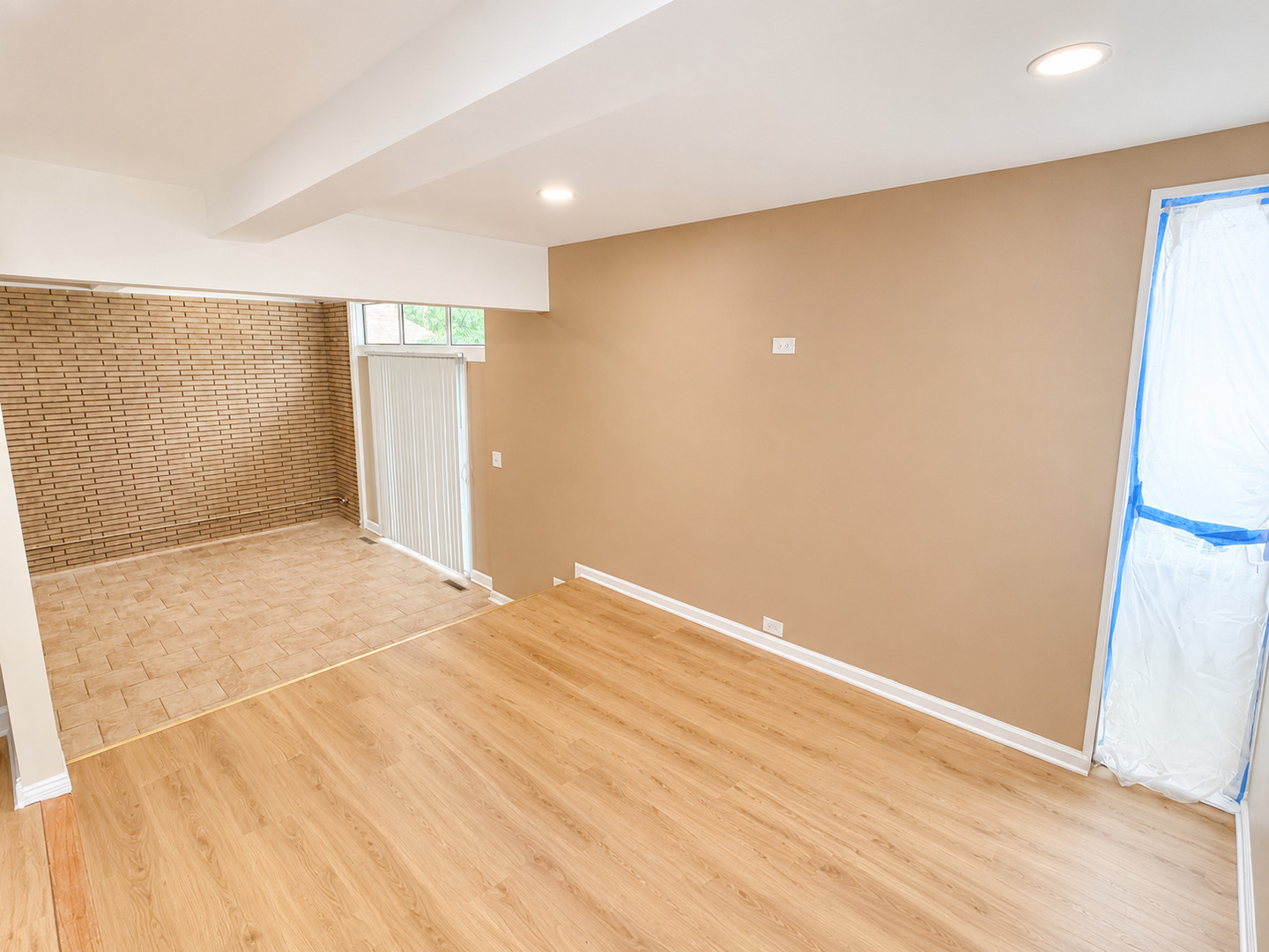 14844 Cottage Grove Avenue Property Photo 9