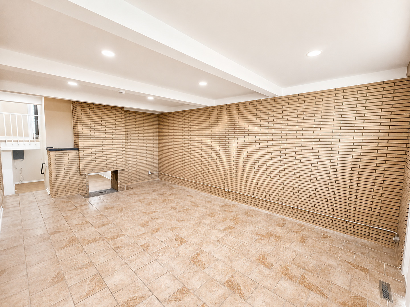 14844 Cottage Grove Avenue Property Photo 13