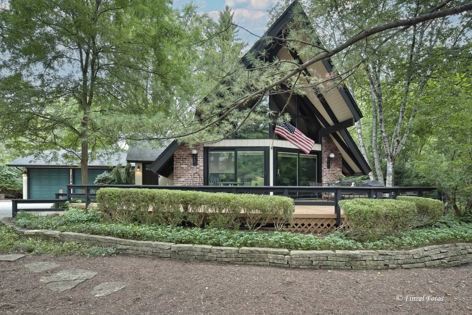 3810 N Oak Knoll Road Property Photo 4