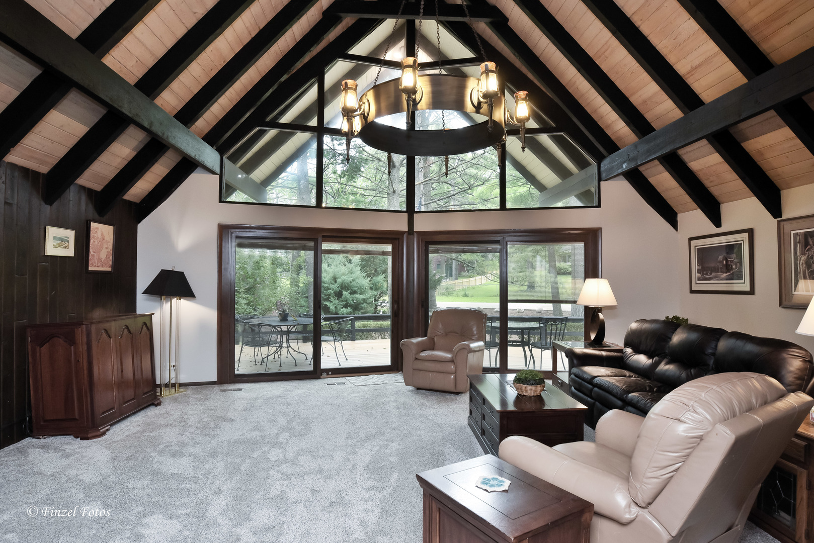 3810 N Oak Knoll Road Property Photo 6