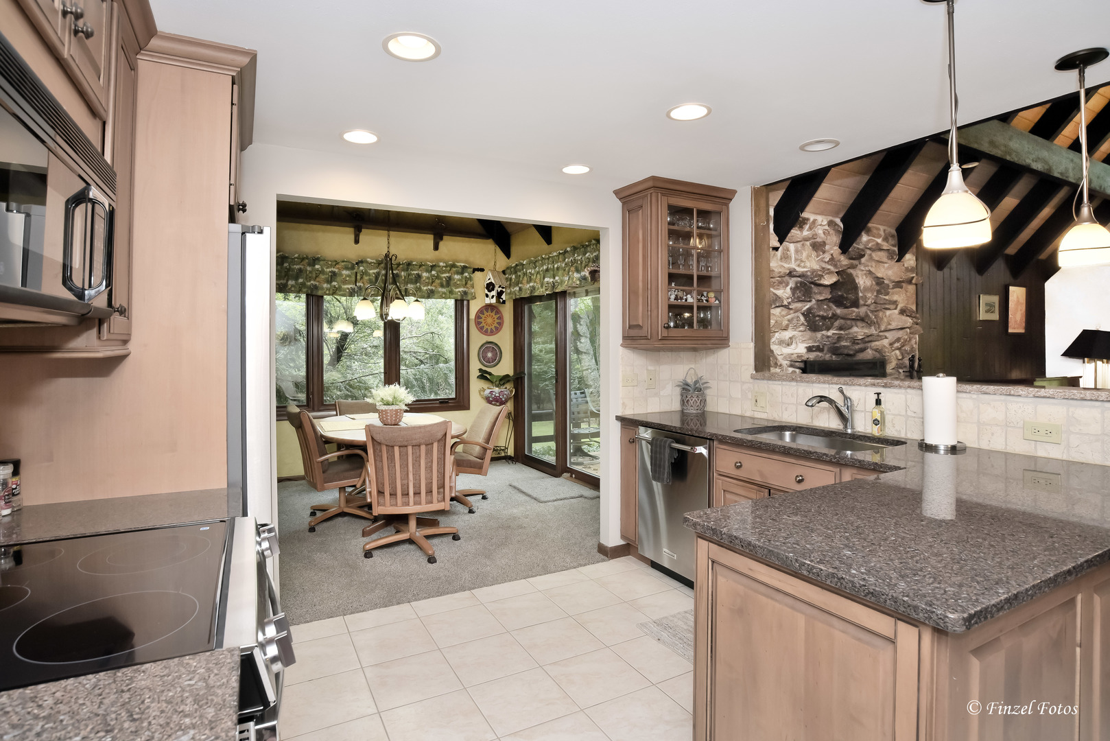 3810 N Oak Knoll Road Property Photo 9