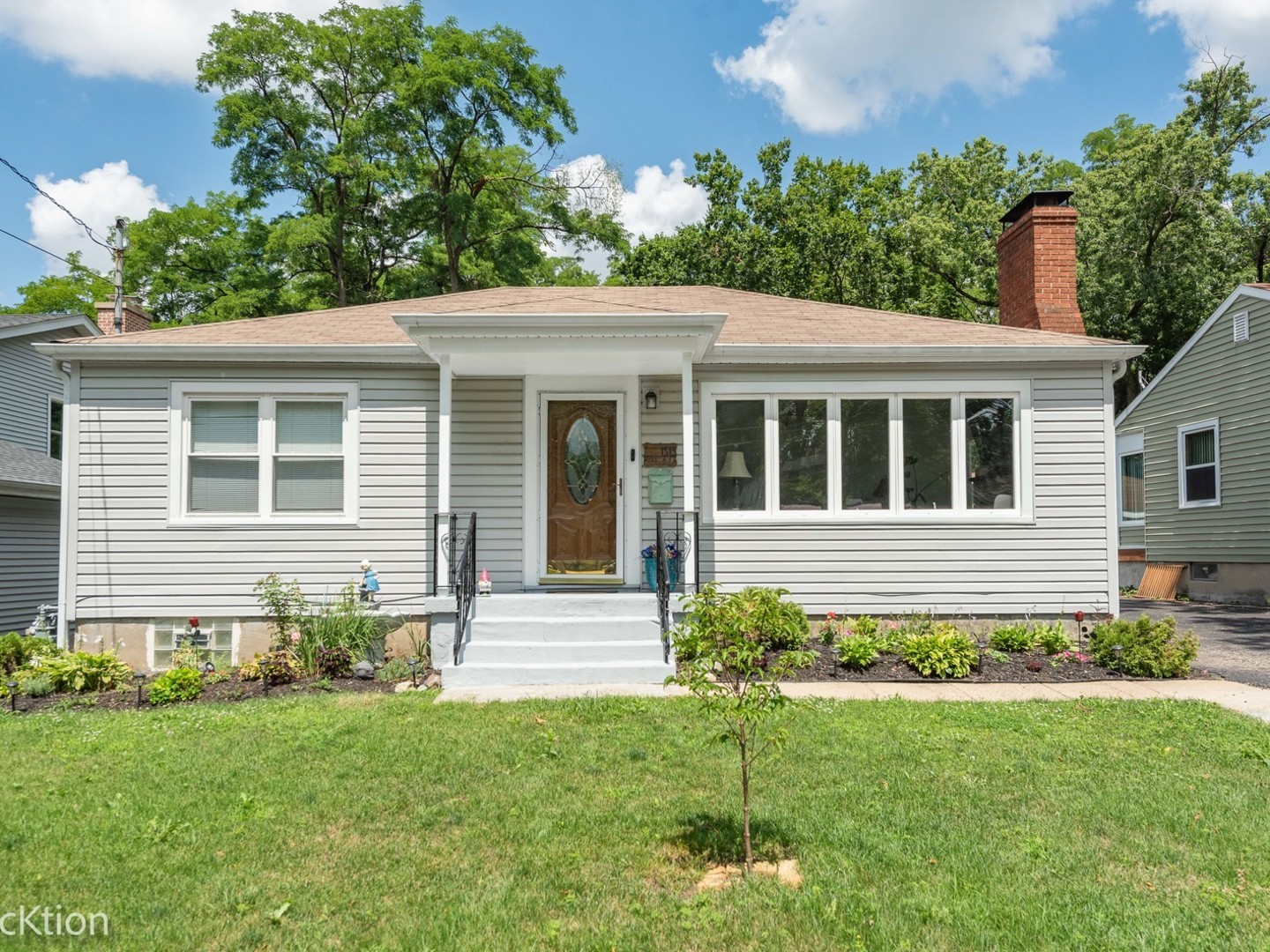 1515 Hill Avenue Property Photo 1