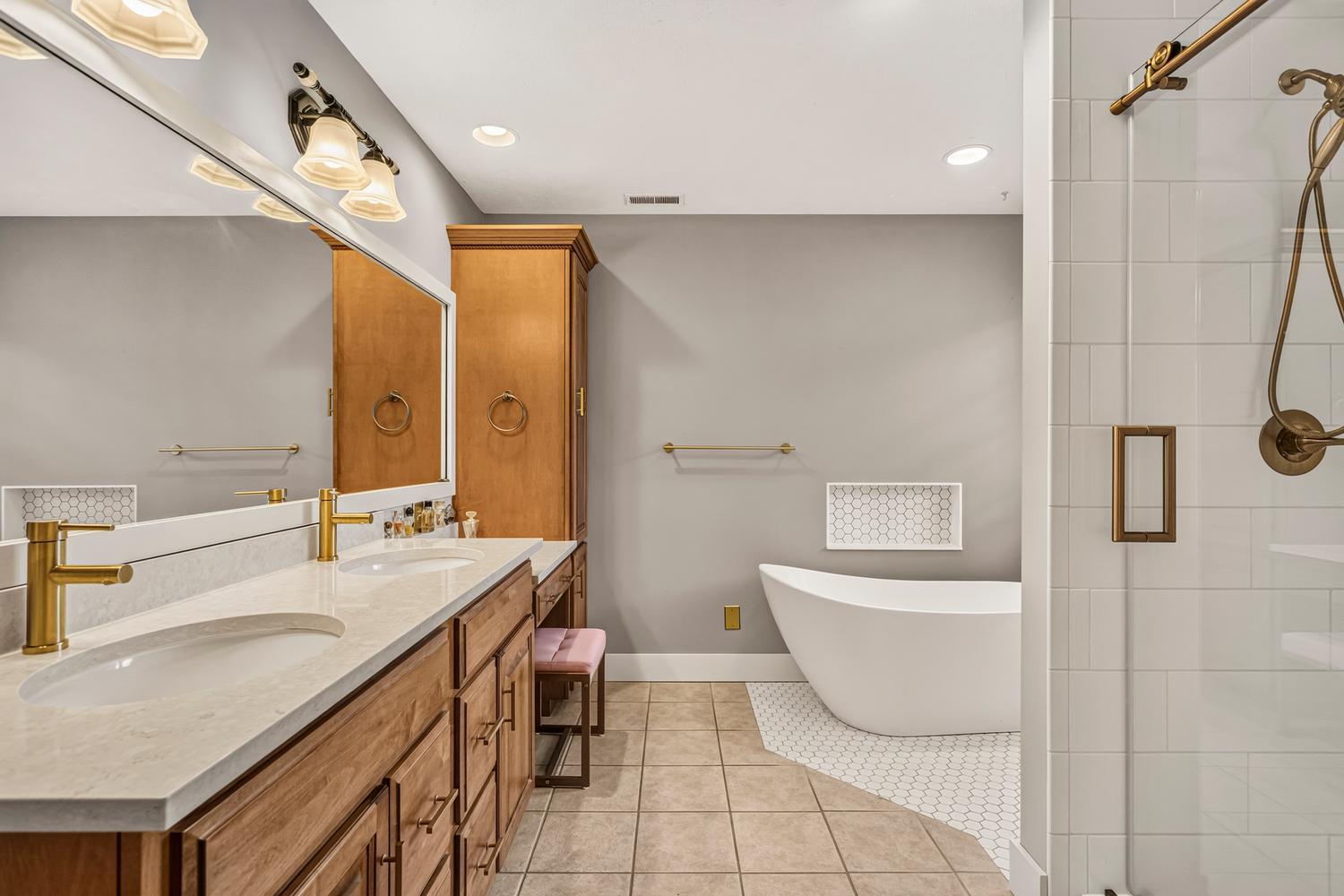 2201 Strand Drive Property Photo 35
