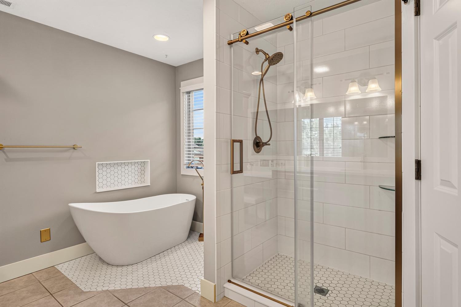 2201 Strand Drive Property Photo 36