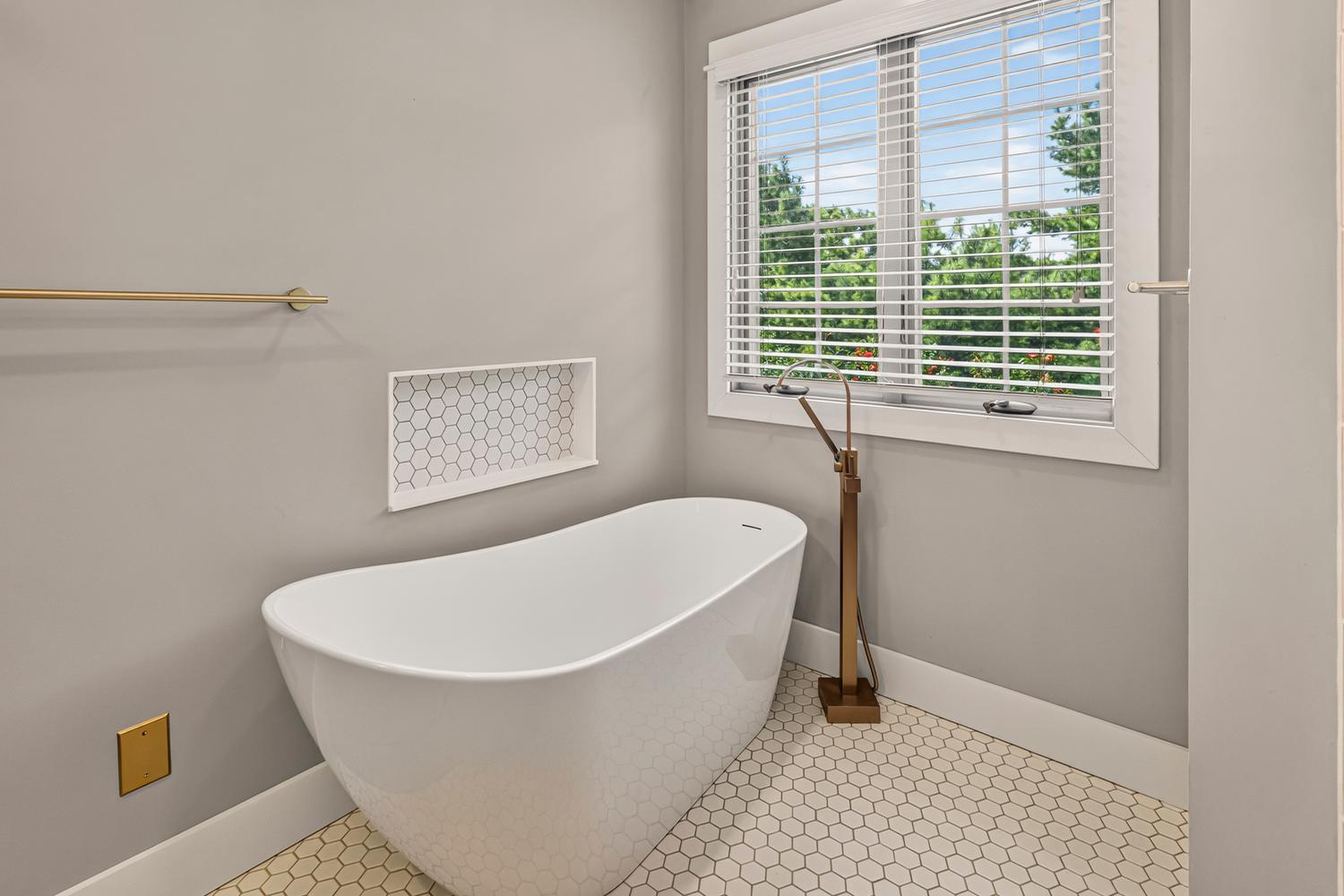 2201 Strand Drive Property Photo 39