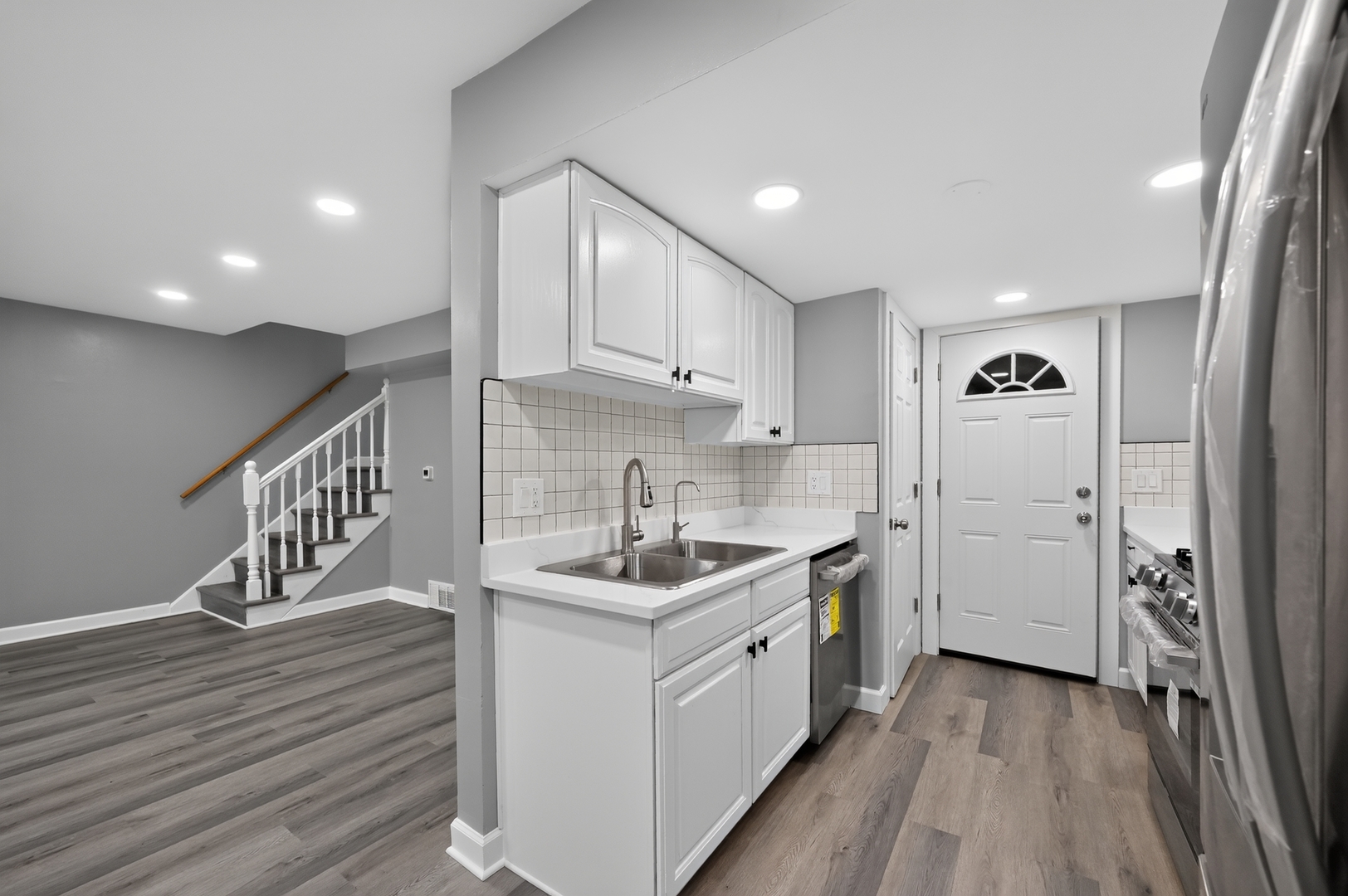 257 Dover Drive C Property Photo 12