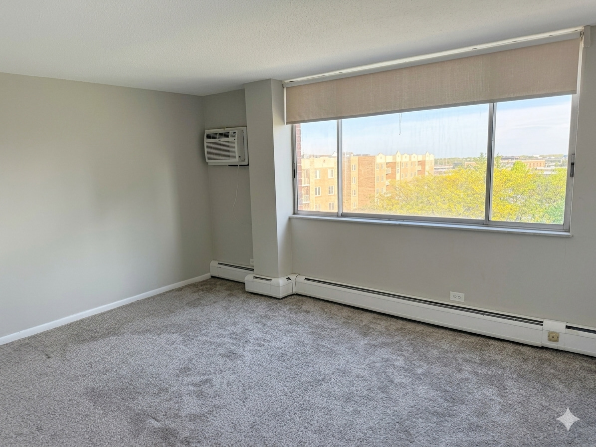 2211 S Stewart Avenue 6a Property Photo 7