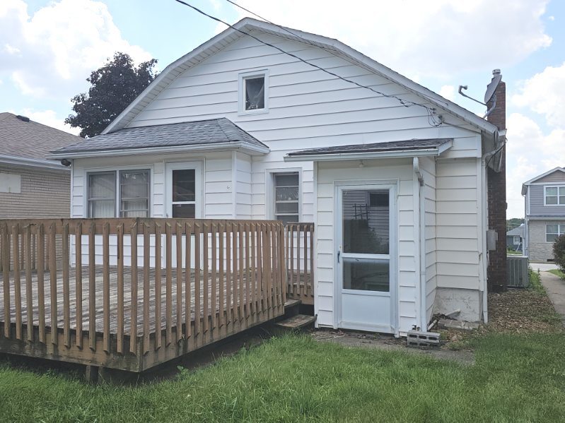 541 Mccarthy Street Property Photo 6