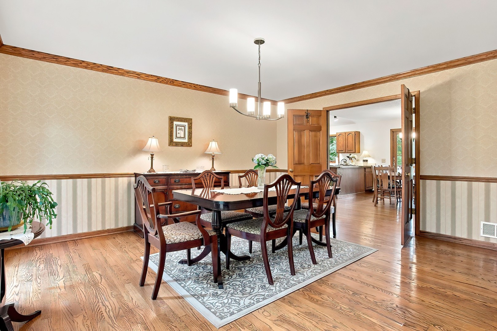 1419 Stevenson Drive Property Photo 3