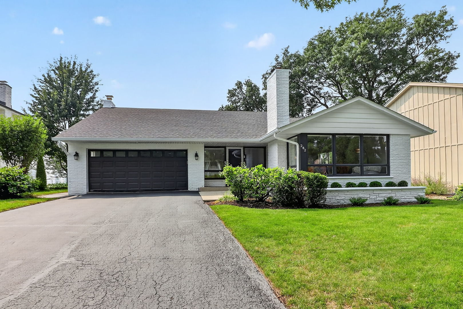 282 Stonegate Road Property Photo 1