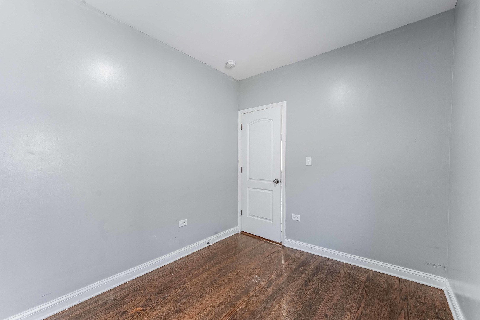 7008 S Oakley Avenue Property Photo 14